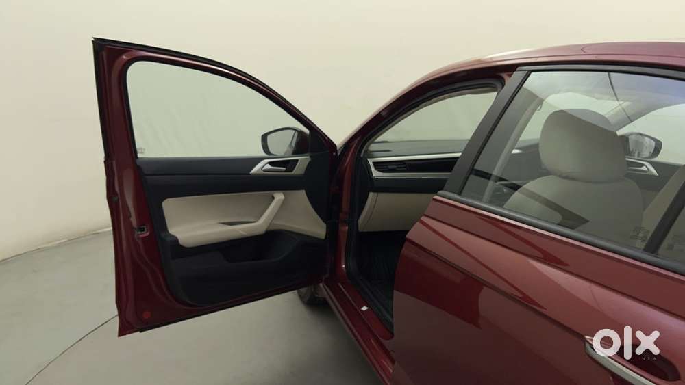 Volkswagen Virtus Highline Plus 1.0 Tsi At, 2023, Petrol