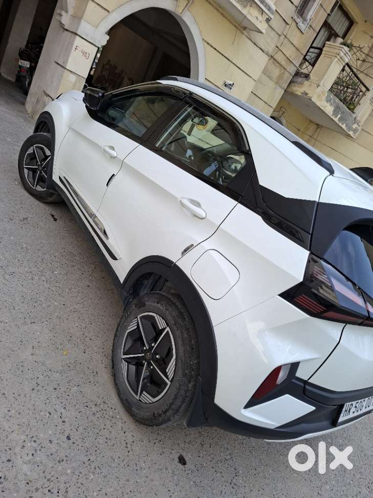 Tata Nexon Fearless Plus 1.2 Revotron Petrol 6 Mt, 2024, Petrol