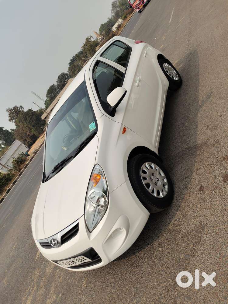 Hyundai I20 2012-2014 Magna Optional 1.2, 2012, Cng & Hybrids