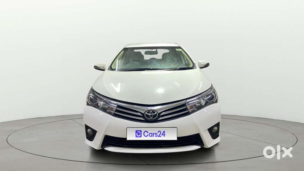 Toyota Corolla Altis 2013-2017 Vl At, 2015, Petrol