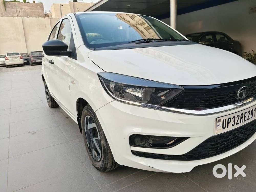 Tata Tiago 1.2 Revotron Xm, 2025, Petrol