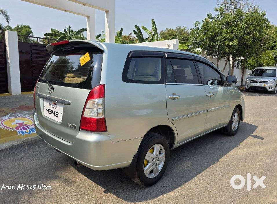 Toyota Innova 2009-2011 2.5 E 8 Str, 2008, Diesel