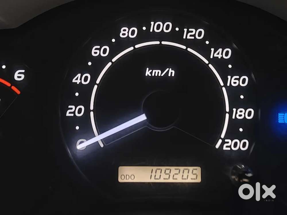 Toyota Innova 2.0 V 2026
