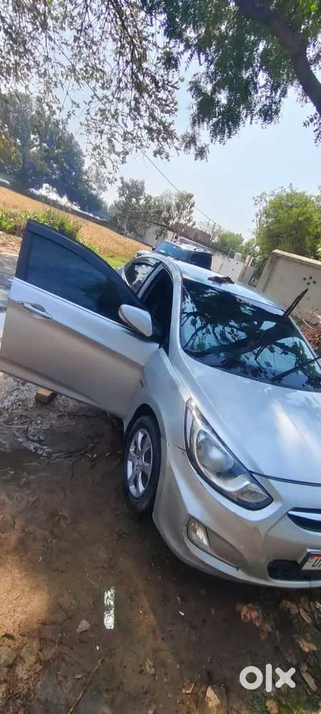 Hyundai Verna 1.4 Vtvt 2011