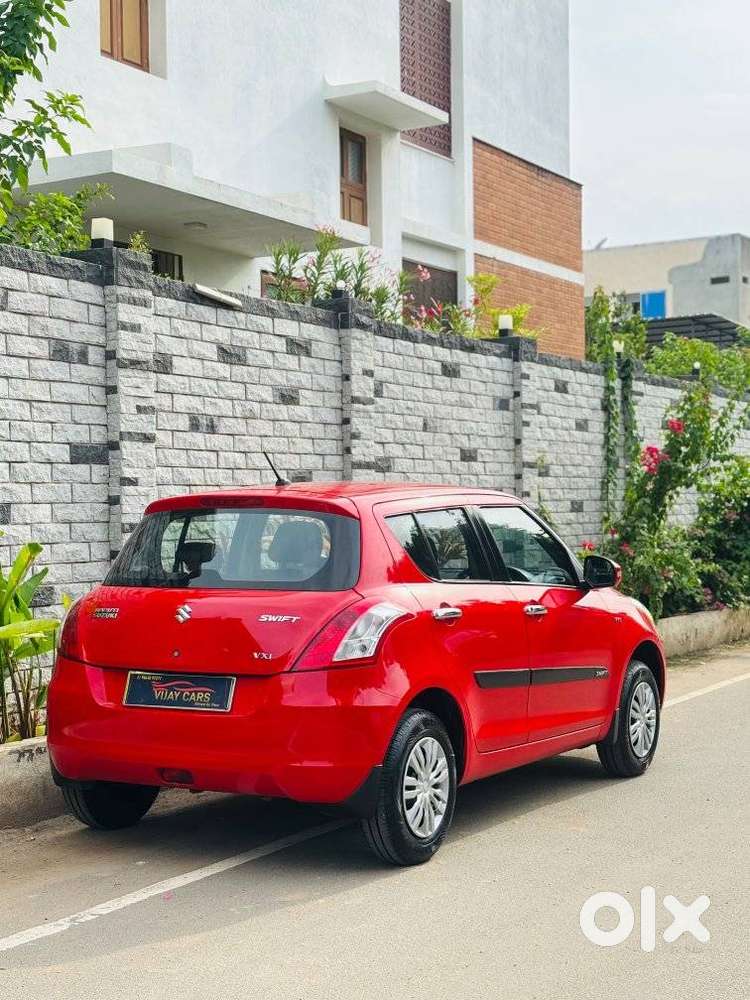 Maruti Suzuki Swift Vxi Optional, 2017, Petrol