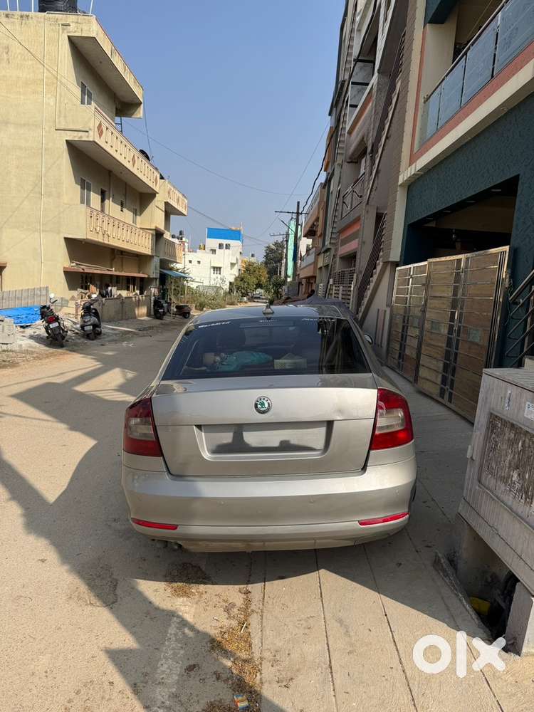 Skoda Laura 2013 Diesel Well Maintained