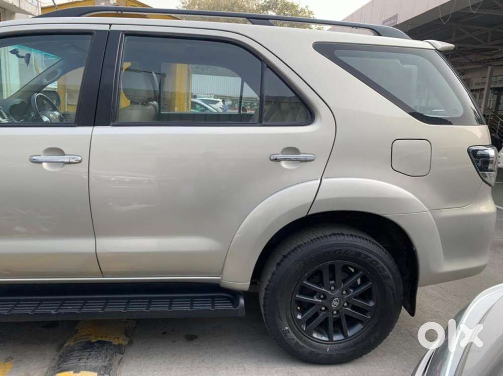 Toyota Fortuner 2015 Diesel Well Maintained