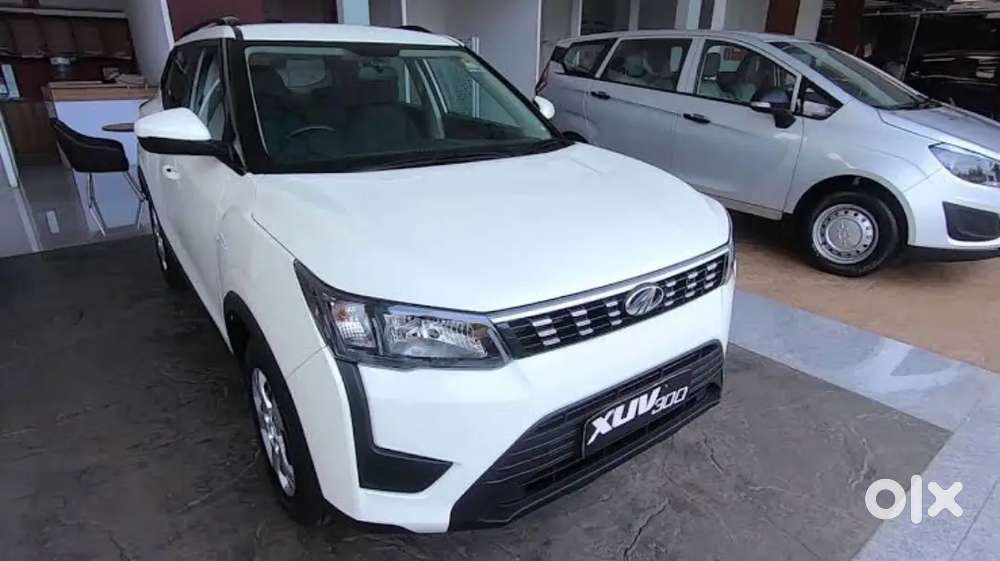 Mahindra Xuv300 W6 2022 Variant