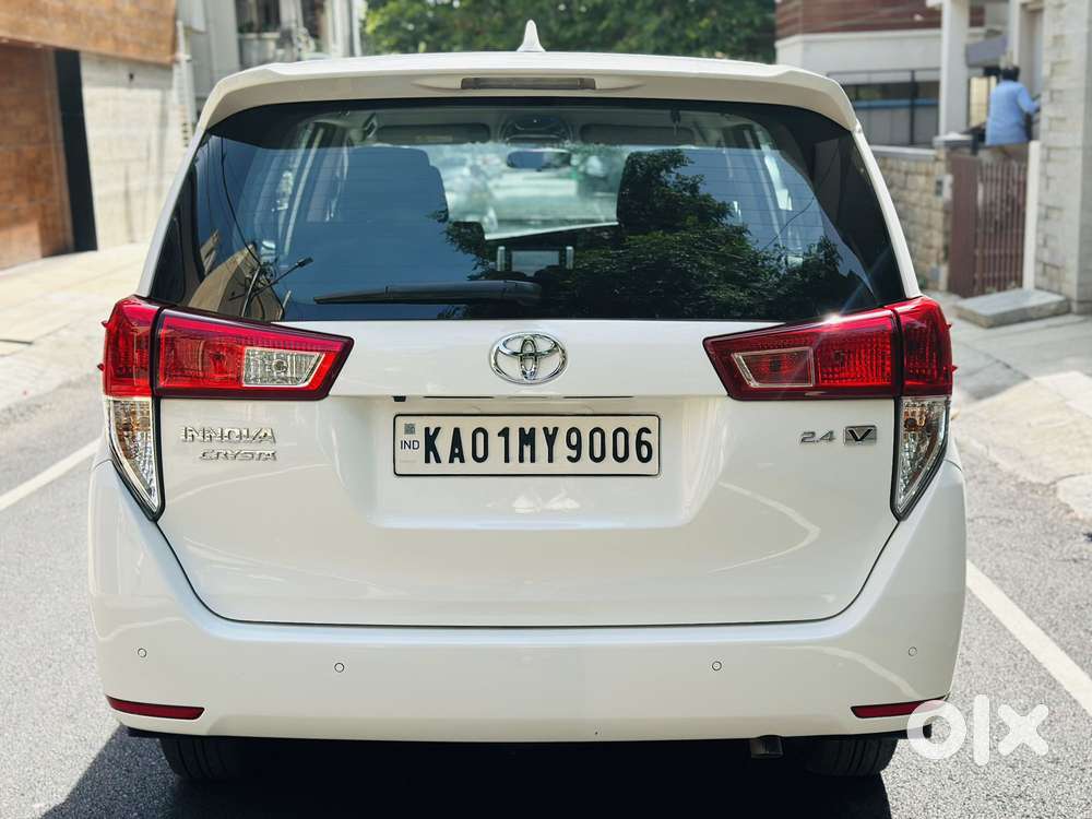 Toyota Innova Crysta 2.4 V 7 Str, 2022, Diesel
