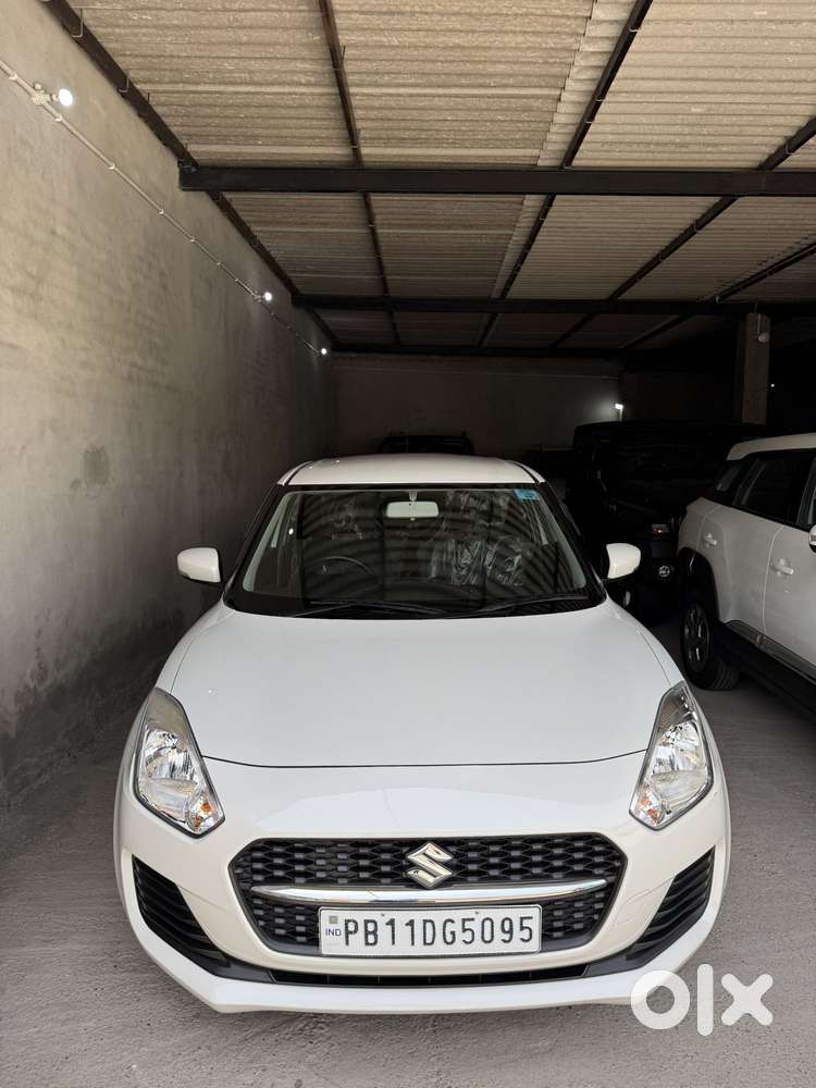 Maruti Suzuki Swift Vxi Optional, 2024, Petrol