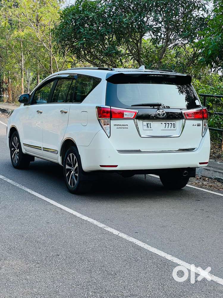 Toyota Innova Crysta [2020-ongoing] 2.4 Zx 7 Str, 2020, Diesel