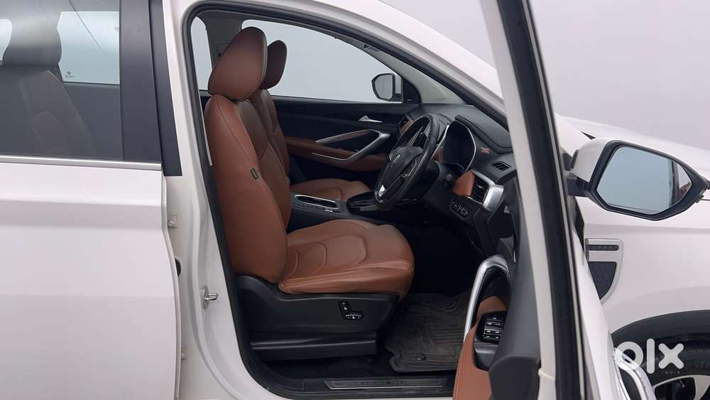 Mg Hector Plus 1.5 Sharp Turbo Cvt 6 Str, 2021, Petrol