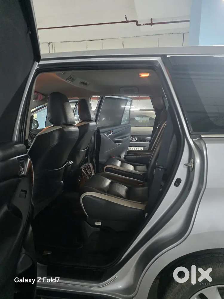 Toyota Innova Crysta 2.7 G Automatic Petrol | 2018 | 59,000 Km