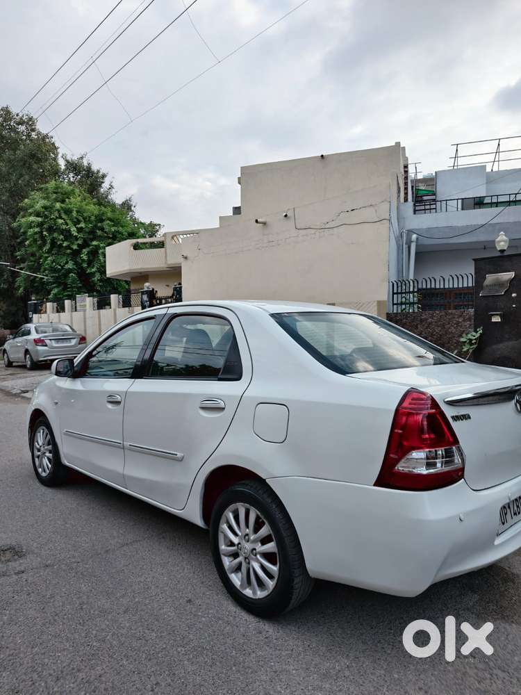 Toyota Etios V, 2012, Cng & Hybrids