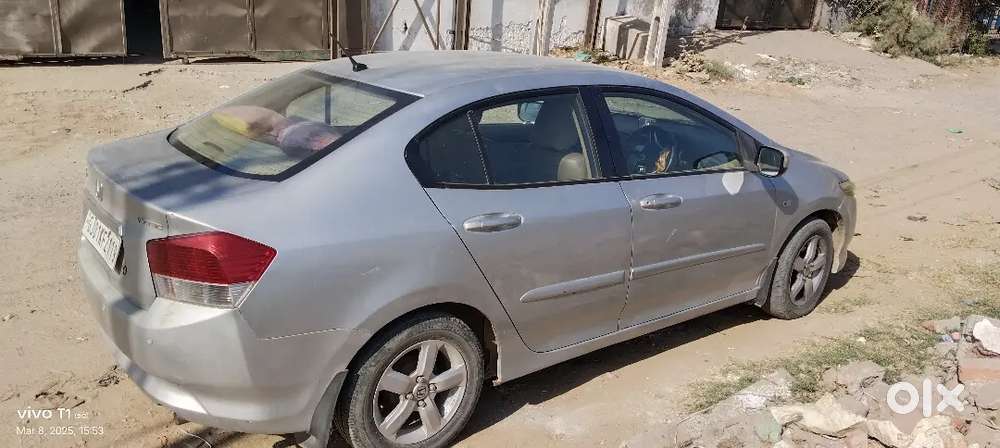 Honda City 2010 Cng & Hybrids 105000 Km Driven