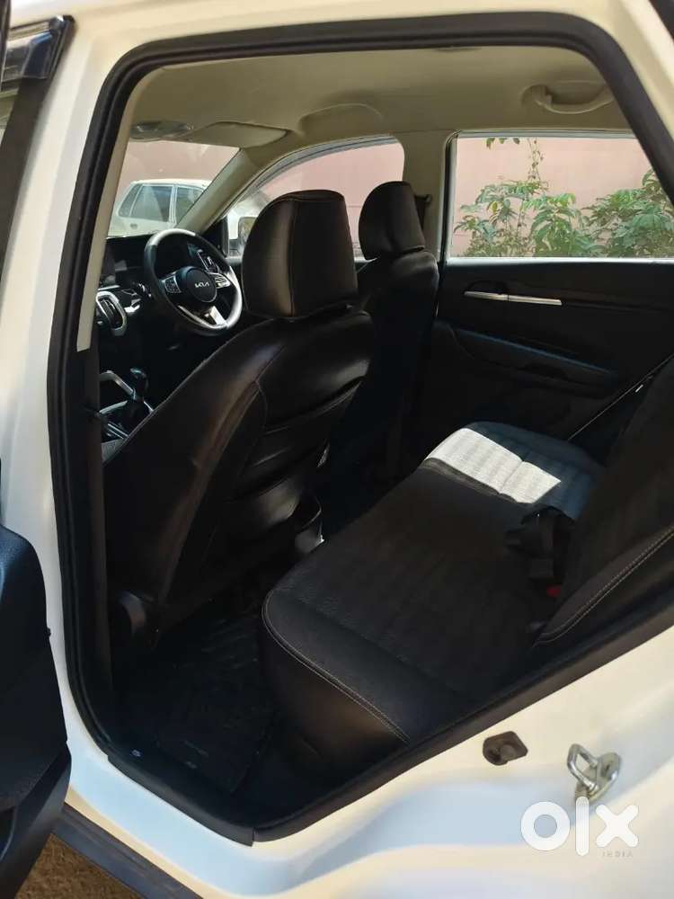 Kia Sonet 2023 Diesel Well Maintained