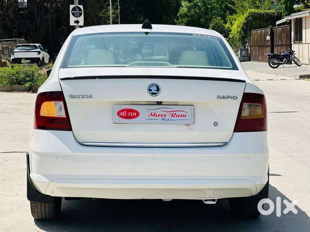 Skoda Rapid 1.0 Style At, 2021, Petrol