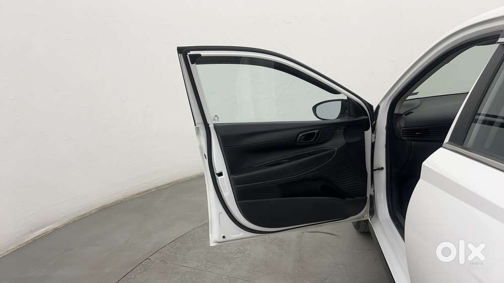 Hyundai I20 Sportz 1.2 Ivt, 2022, Petrol