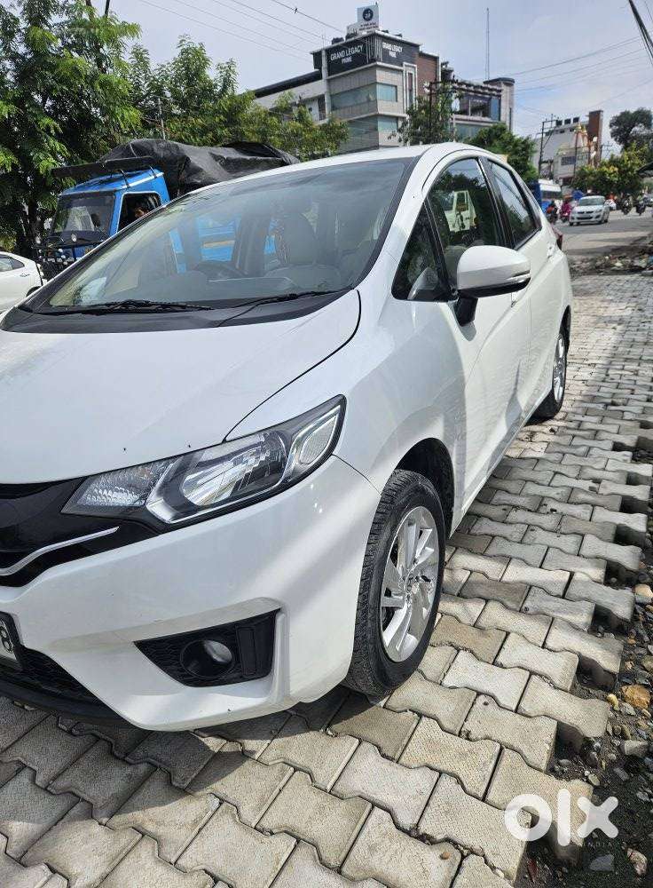 Honda Jazz V Mt Privilege, 2017, Petrol