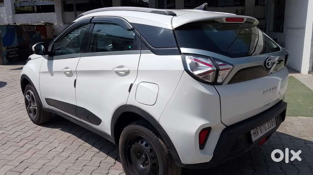 Tata Nexon 1.2 Revotron Xm (s), 2021, Petrol