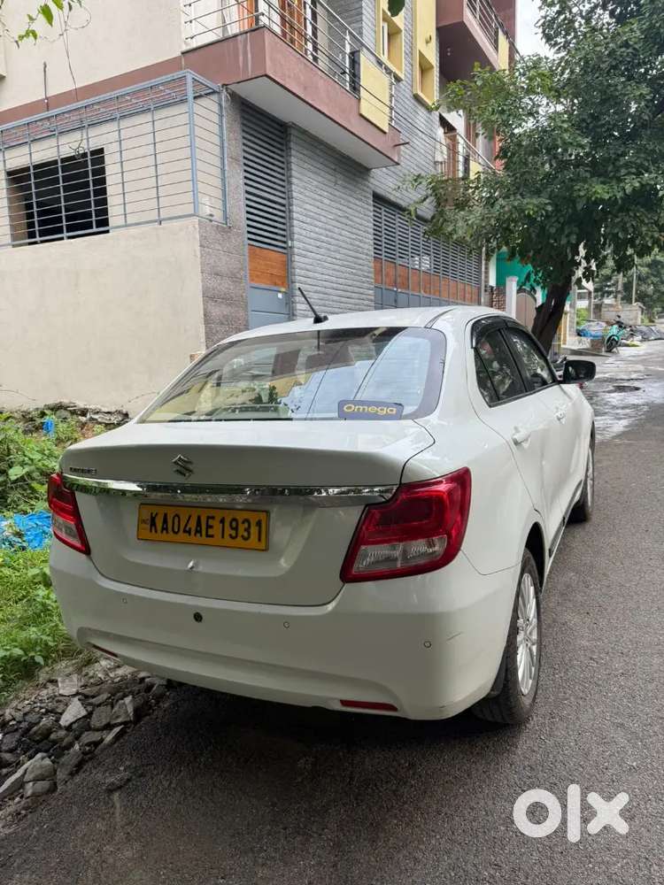 Maruthi Suzuki Swift Dizer Zxi Petrol
