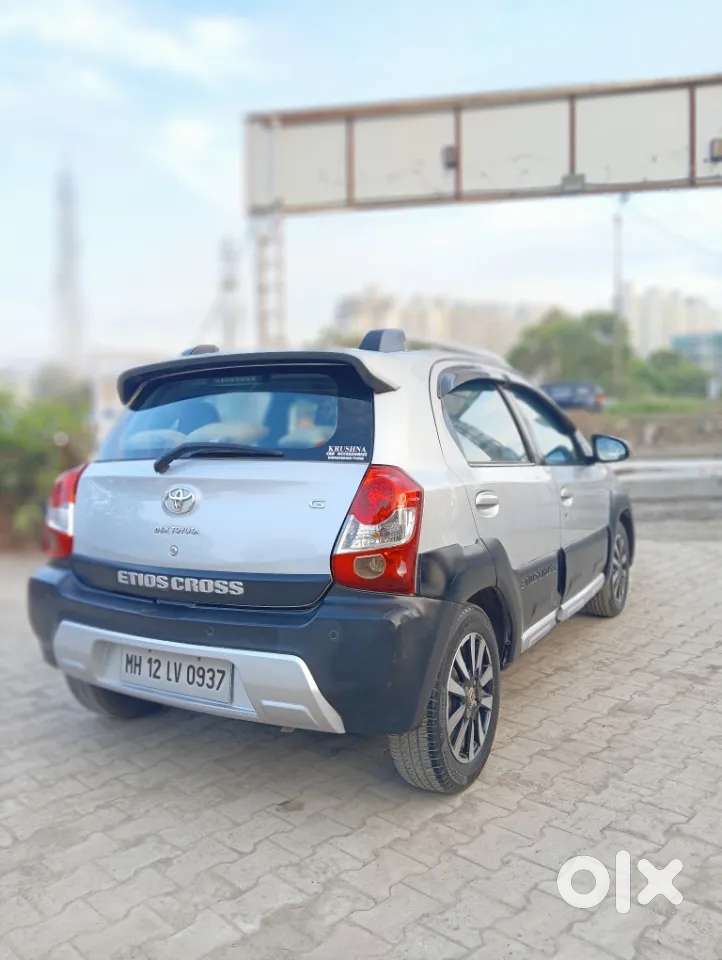 Toyota Etios Cross 1.2l G, 2015, Petrol