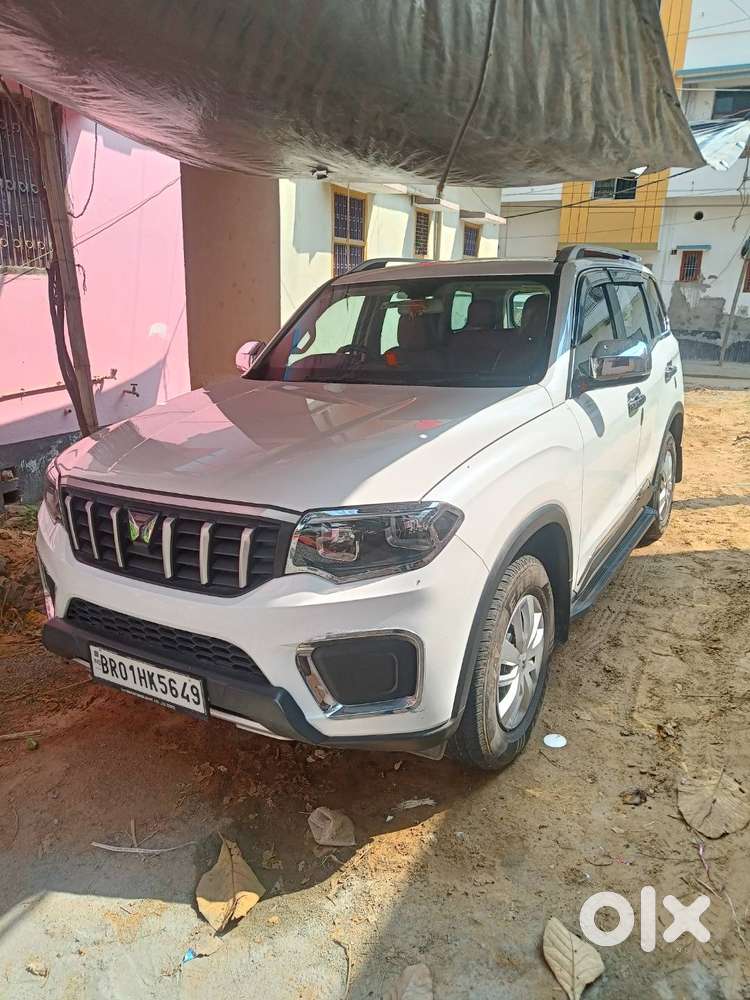 Scorpio N Z6 Diesel  20k Km  White  Single Owner  Insurance 2026