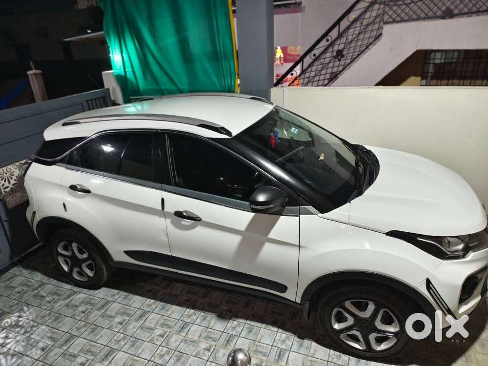 Very Few Km Driven Best Condition Car