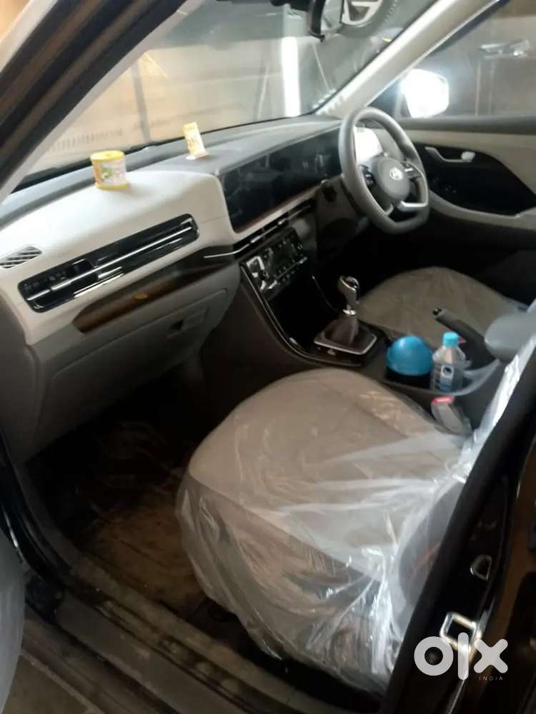 Hyundai Creta Facelift 2025 Petrol 4000 Km Driven