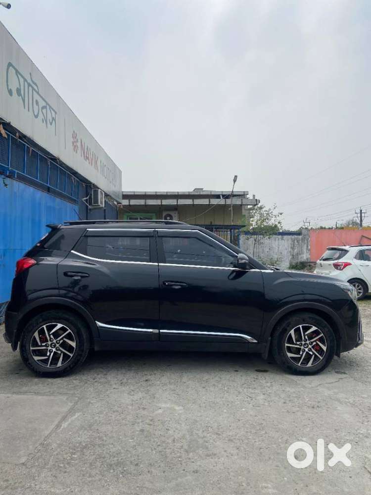 Mahindra Xuv300 Turbosport W8, 2023, Petrol