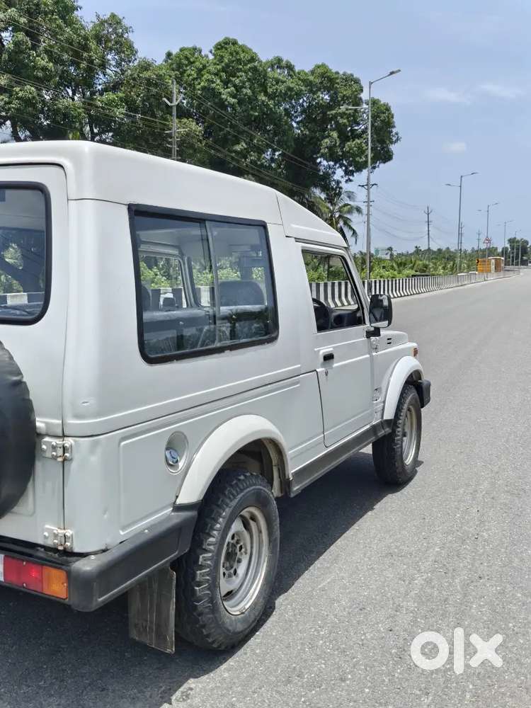 Maruti Gypsy 2012 Petrol Manual