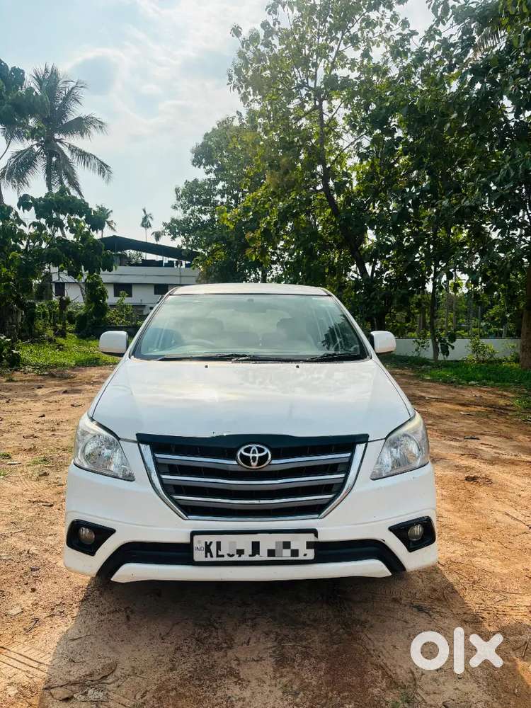 Toyota Innova 2009 Diesel 285000 Km Driven