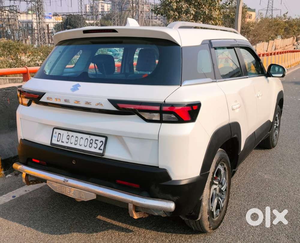 Maruti Suzuki Brezza 1.5 Vxi Cng, 2023, Cng & Hybrids