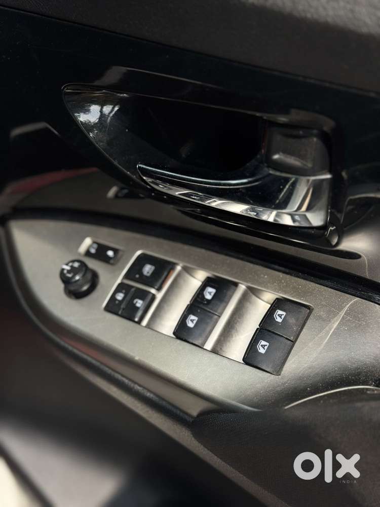 Toyota Innova Crysta 2.4 V 7 Str, 2021, Diesel