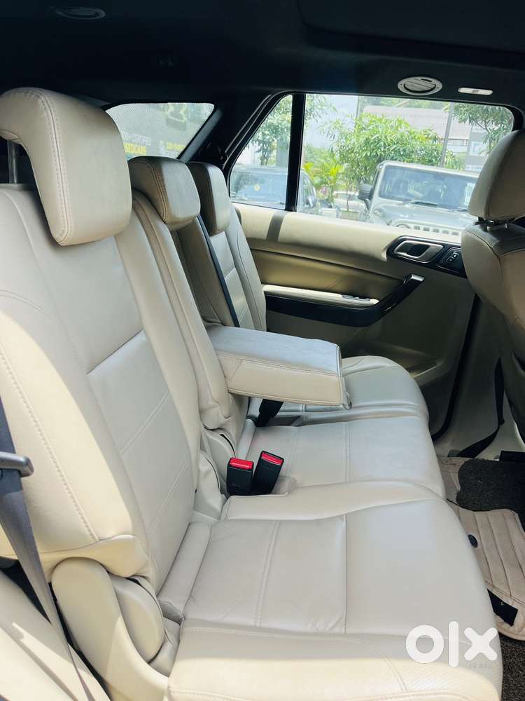 Ford Endeavour 3.2 Titanium Plus 4x4 At, 2019, Diesel