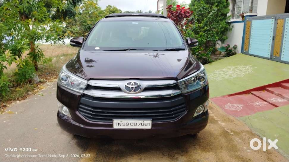 Toyota Innova Crysta 2.4 V, 2017, Diesel