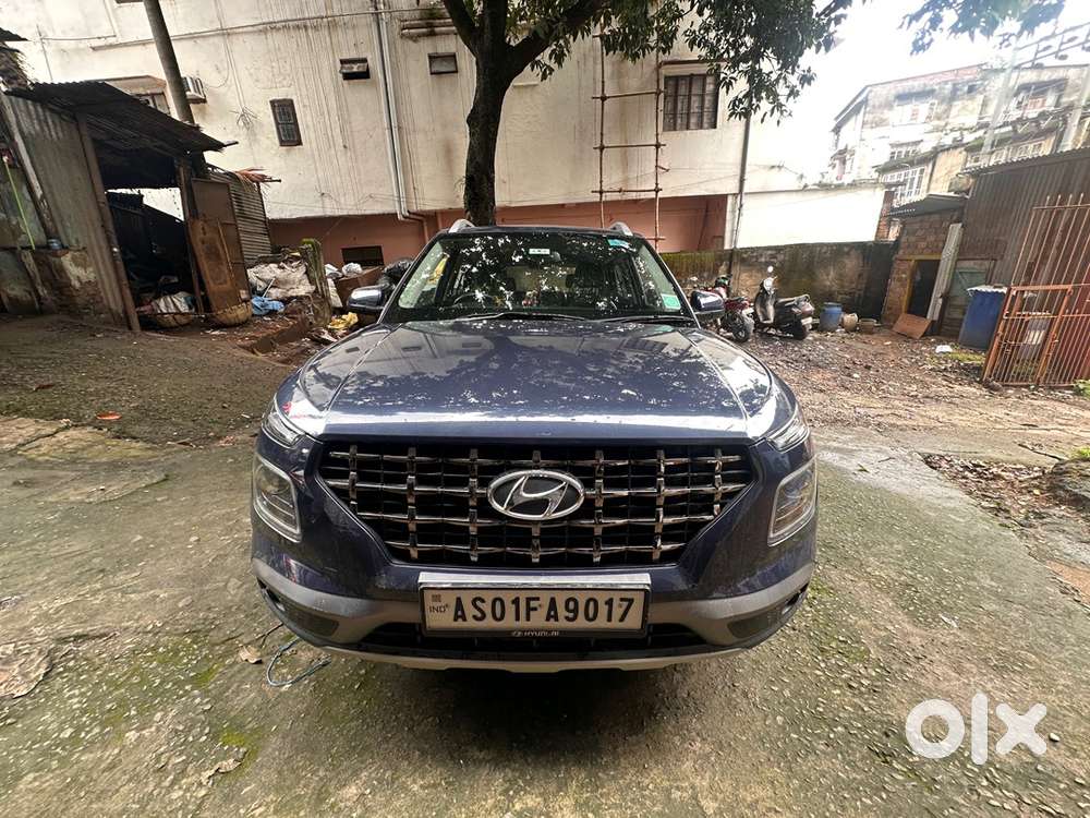 Hyundai Venue Petrol 2022