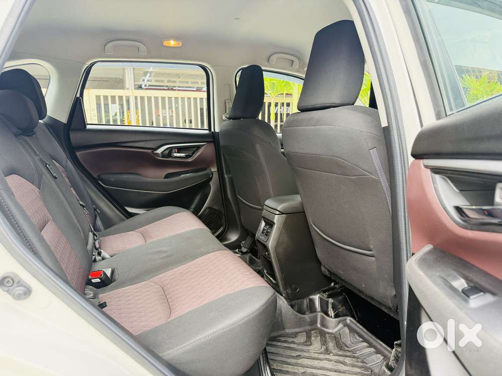 Maruti Suzuki Grand Vitara 1.5 Delta Smart Hybrid, 2024, Petrol
