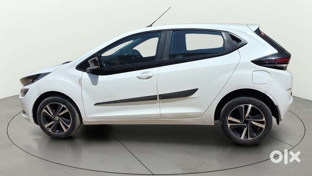 Tata Altroz Xz, 2022, Petrol