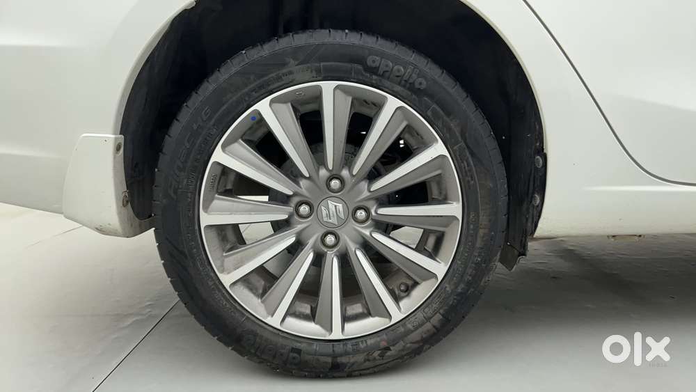 Maruti Suzuki Ciaz Alpha 1.5 At, 2023, Petrol