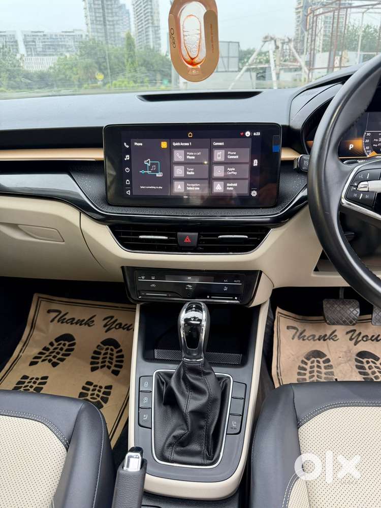 Skoda Slavia Style 1.0l Tsi At, 2025, Petrol