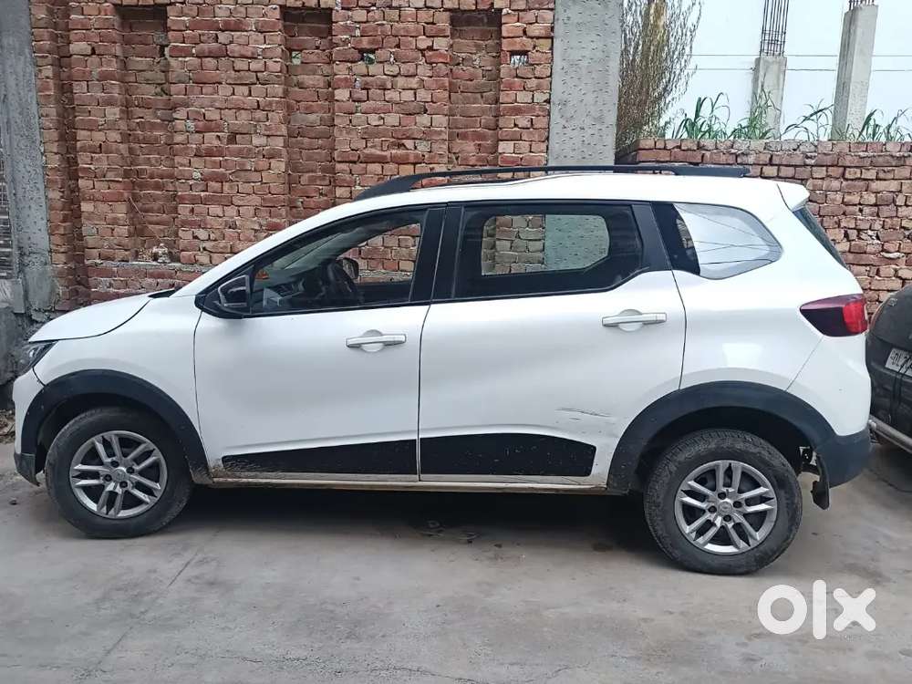 2023 Renault Triber Rxt Petrol