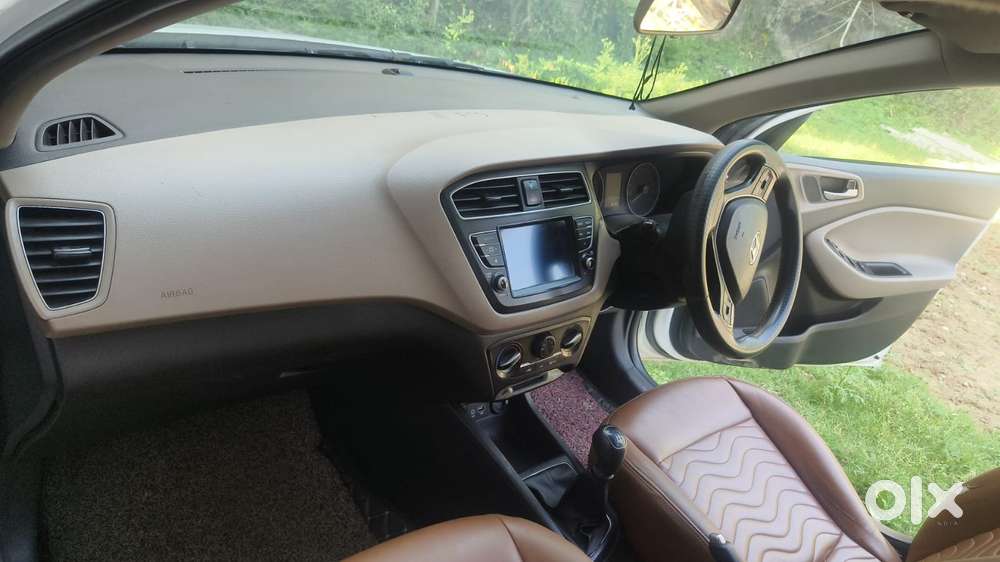 Hyundai Elite I20 Sportz (o) 1.2, 2019, Petrol
