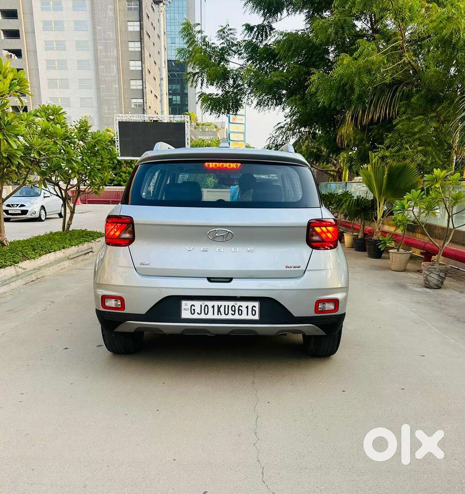 Hyundai Venue 1.0 Sx (o) Turbo Dct, 2019, Petrol