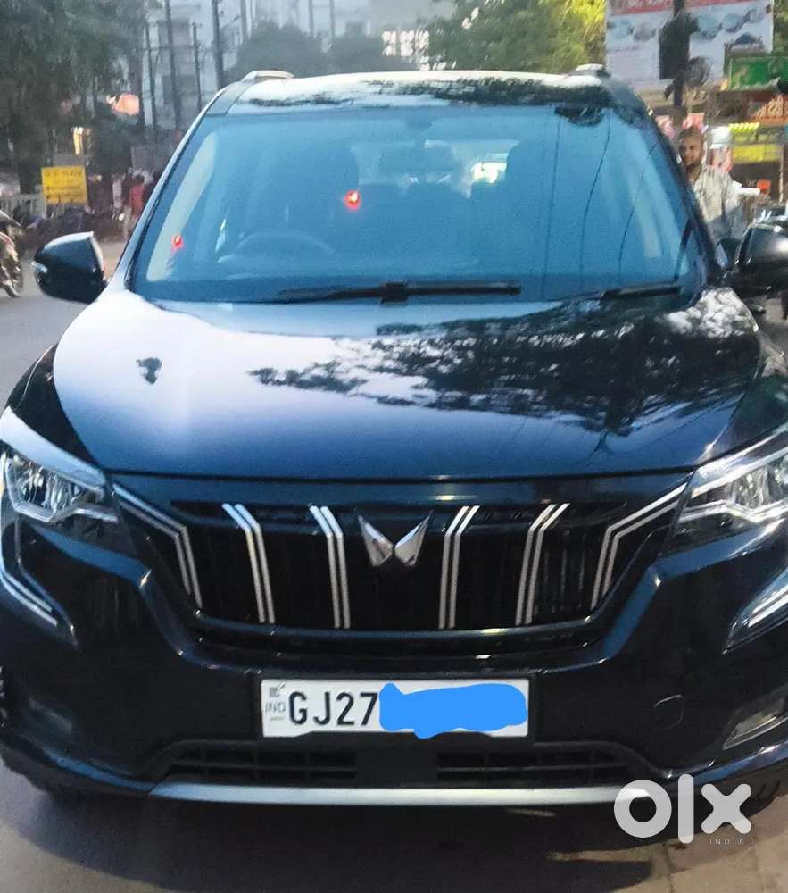 Mahindra Xuv700 2023 Diesel Well Maintained