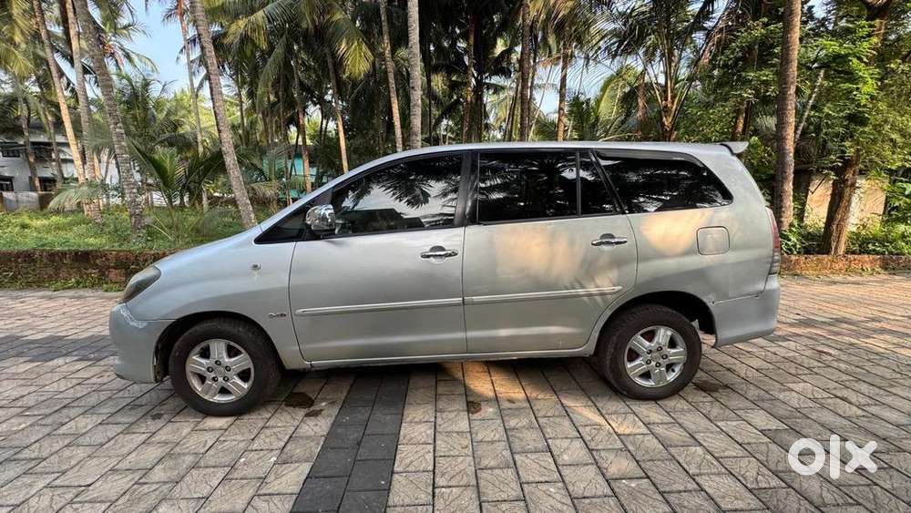 Toyota Innova 2006 Diesel Well Maintained