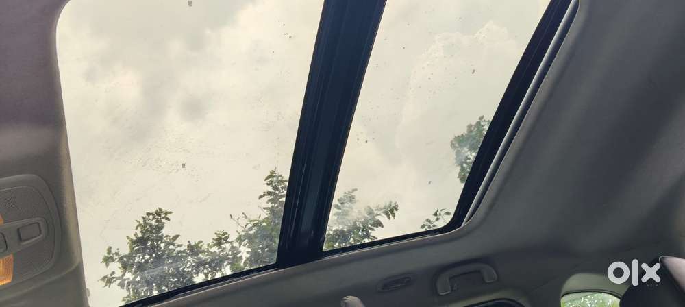 Maruti Suzuki Grand Vitara 1.5 Alpha Plus Intelligent Hybrid Ecvt, 2..