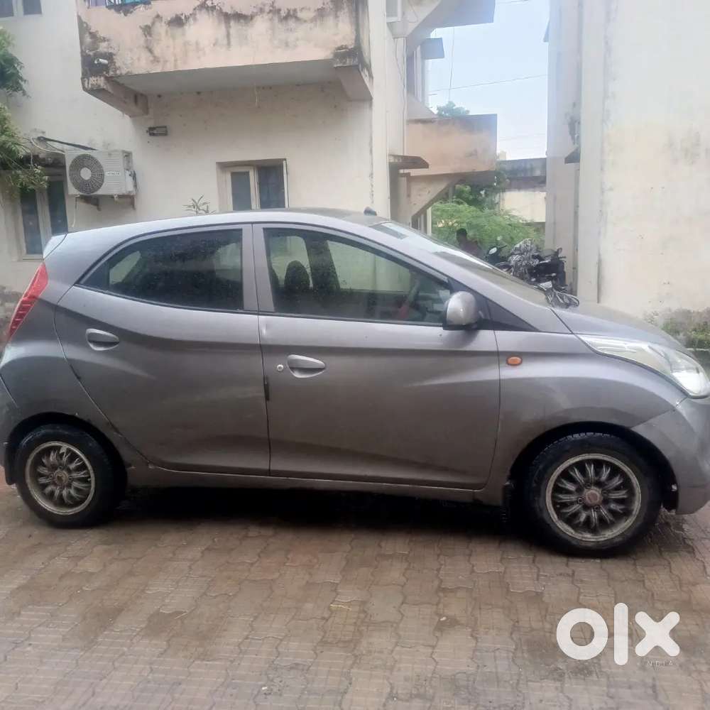 Hyundai Eon Sportz 2012