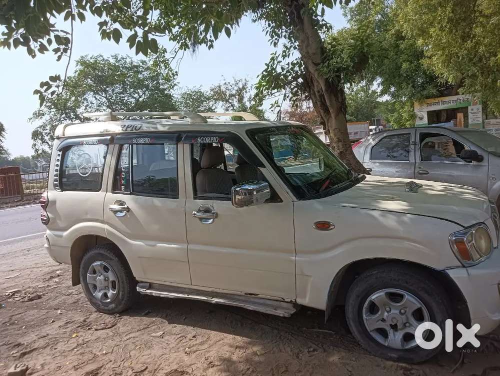 Mahindra Scorpio Mt 2011