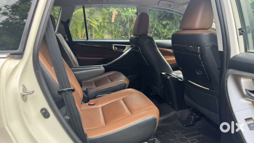 Toyota Innova Crysta [2020-ongoing] 2.4 Zx At 7 Str, 2022, Diesel